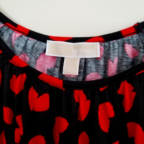 MICHAEL KORS HEARTS BLACK TOP W/SCARLET RED HEARTS - Picture 7 of 8